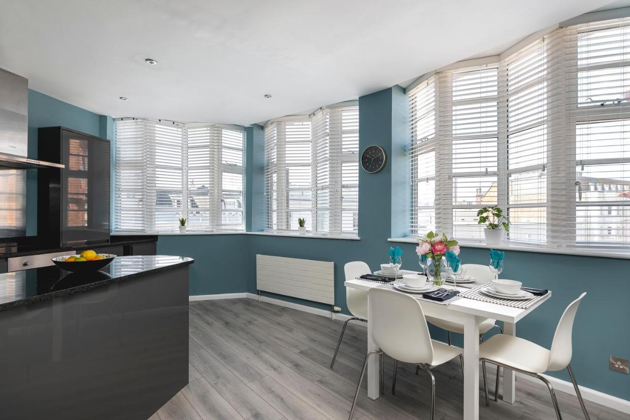 Lovely Brighton Apartments Moments Away From Royal Pavilion Exterior photo