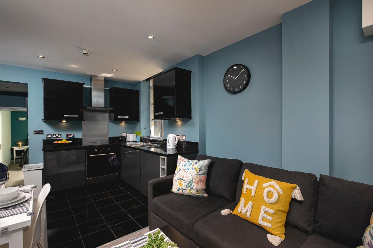 Lovely Brighton Apartments Moments Away From Royal Pavilion Exterior photo