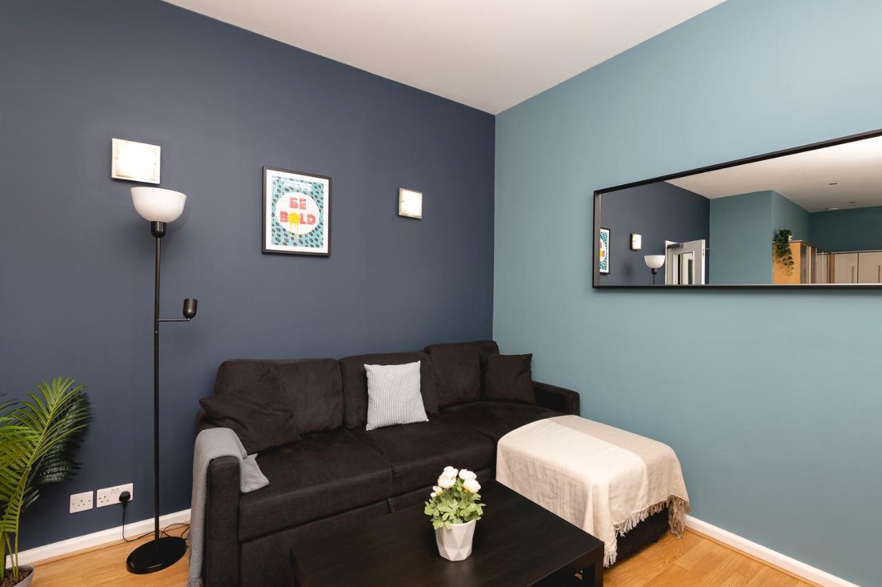 Lovely Brighton Apartments Moments Away From Royal Pavilion Exterior photo